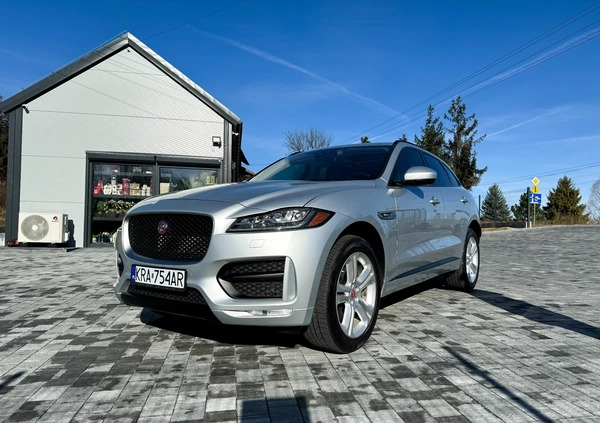 Jaguar F-Pace cena 142999 przebieg: 188000, rok produkcji 2017 z Jaworzno małe 631
